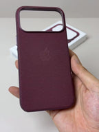 Capinha Tech Woven Magsafe (iPhone 18 e 17)