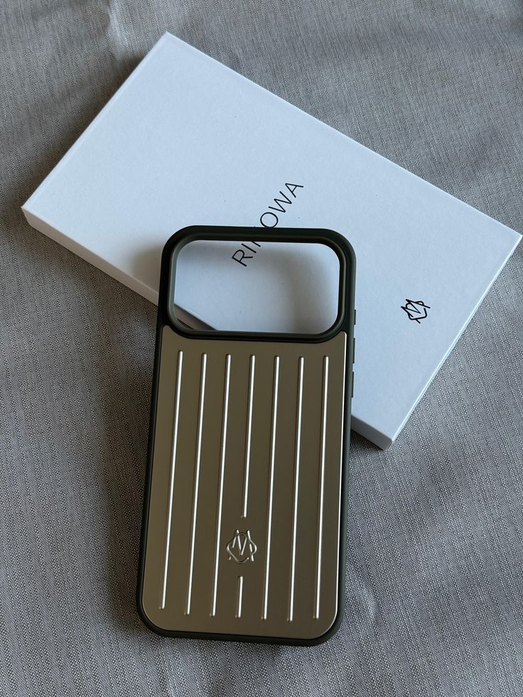 Capinha Rimowa Verde